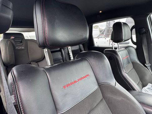 Used 2019 Jeep Grand Cherokee Trailhawk AWD/4WD image 5