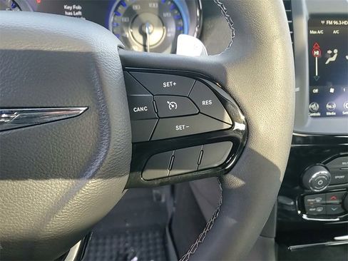 Used 2023 Chrysler 300 S w/ Comfort Group image 28