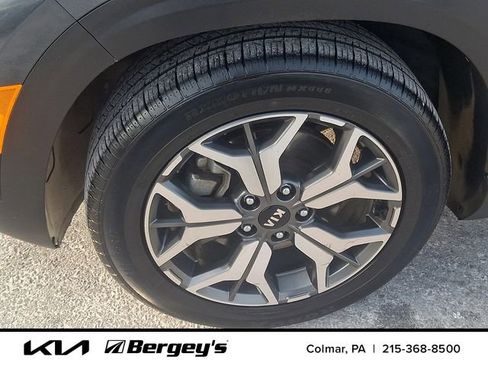 Used 2021 Kia Seltos EX image 10