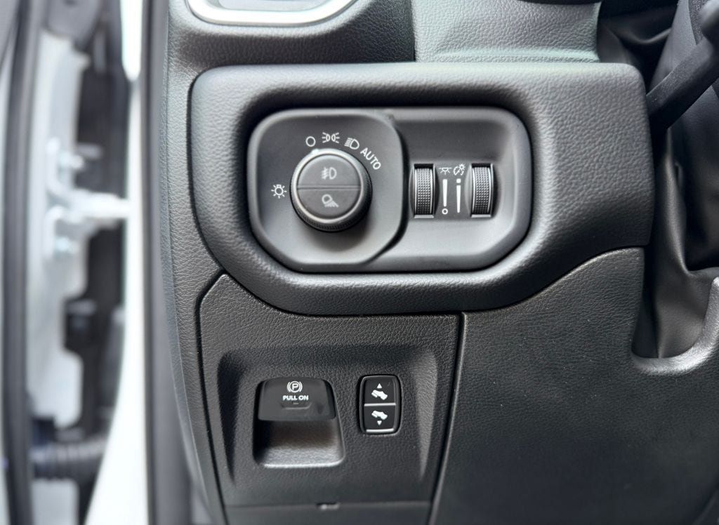 New 2026 RAM 1500 Big Horn AWD/4WD image 21