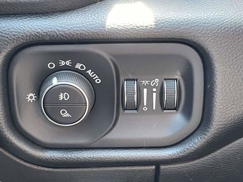 New 2026 RAM 1500 Laramie w/ Night Edition AWD/4WD image 31