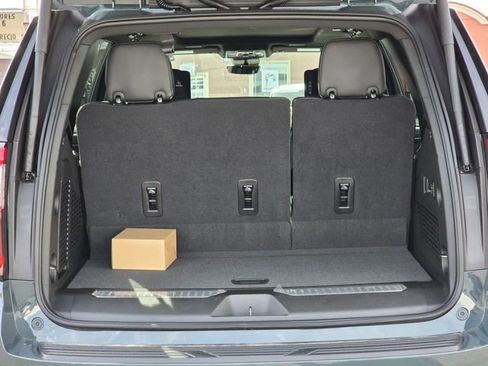 New 2026 GMC Yukon AT4 Ultimate AWD/4WD image 15