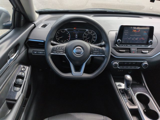 Used 2021 Nissan Altima 2.5 SV FWD image 16