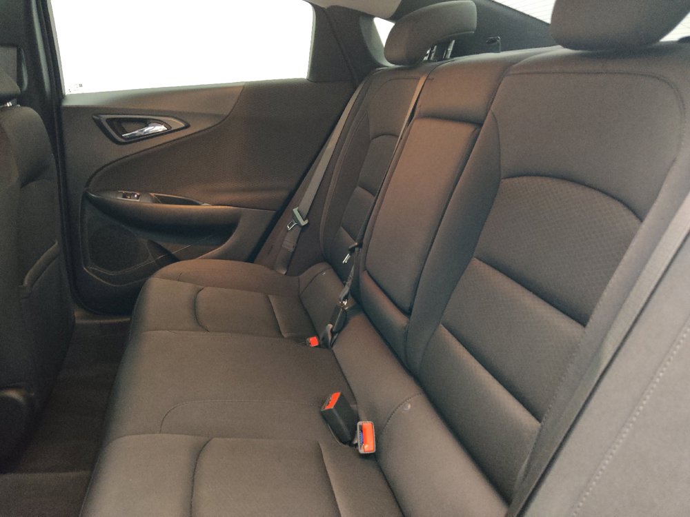 Used 2022 Chevrolet Malibu LT FWD image 18