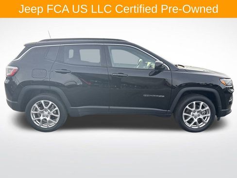 Certified 2023 Jeep Compass Latitude image 2