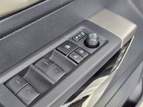 Used 2022 Toyota Tundra Limited RWD image 12