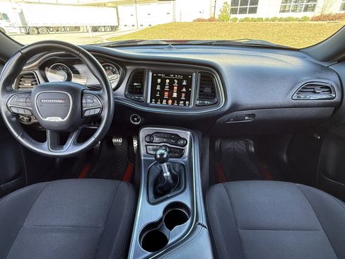 Used 2016 Dodge Challenger R/T Scat Pack image 22