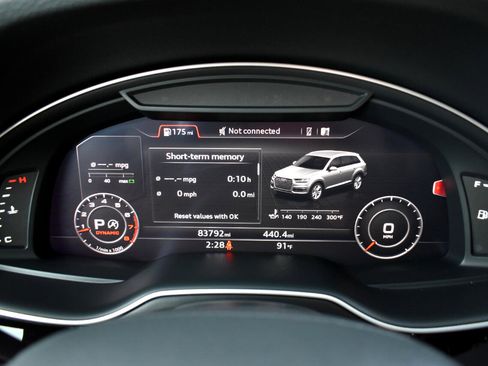 Used 2018 Audi Q7 3.0T Prestige w/ Prestige Package image 17