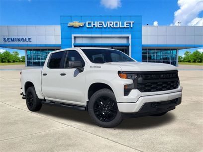 New 2026 Chevrolet Silverado 1500 Custom w/ Turbomax Blackout Package
