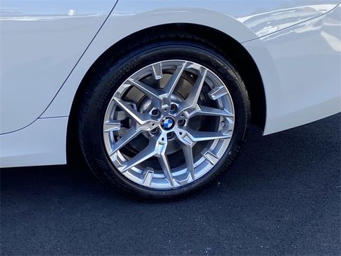 Used 2025 BMW 330i xDrive 330i xDrive w/ Convenience Package image 9