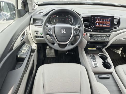 Used 2023 Honda Ridgeline RTL-E image 12