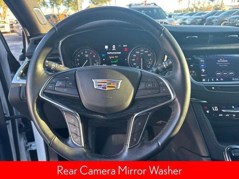 Used 2024 Cadillac XT5 Premium Luxury w/ Technology Package image 17