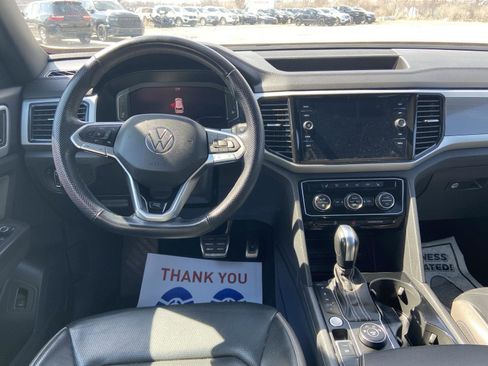 Used 2022 Volkswagen Atlas Cross Sport SEL Premium R-Line image 37