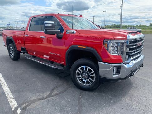 Used 2023 GMC Sierra 2500 SLT w/ SLT Convenience Package AWD/4WD image 3