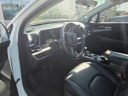 Certified 2025 Kia Sportage EX w/ Premium Package FWD image 3