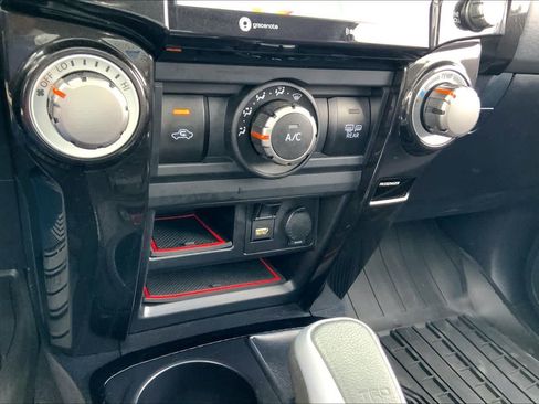 Used 2023 Toyota 4Runner TRD Off-Road Premium w/ Off Road Premium Plus Package image 33