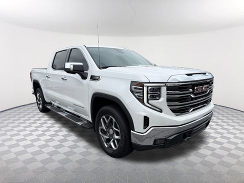 Used 2023 GMC Sierra 1500 SLT w/ SLT Premium Package image 3