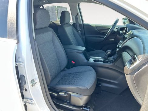 Used 2024 Chevrolet Equinox LT AWD/4WD image 25