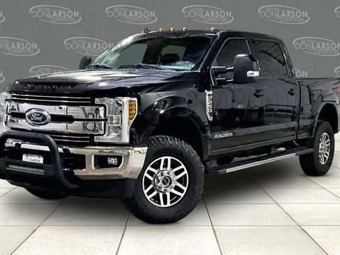 Used 2019 Ford F250 Lariat w/ Lariat Ultimate Package AWD/4WD image 3