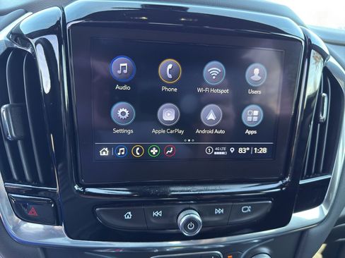 Used 2023 Chevrolet Traverse LT image 18