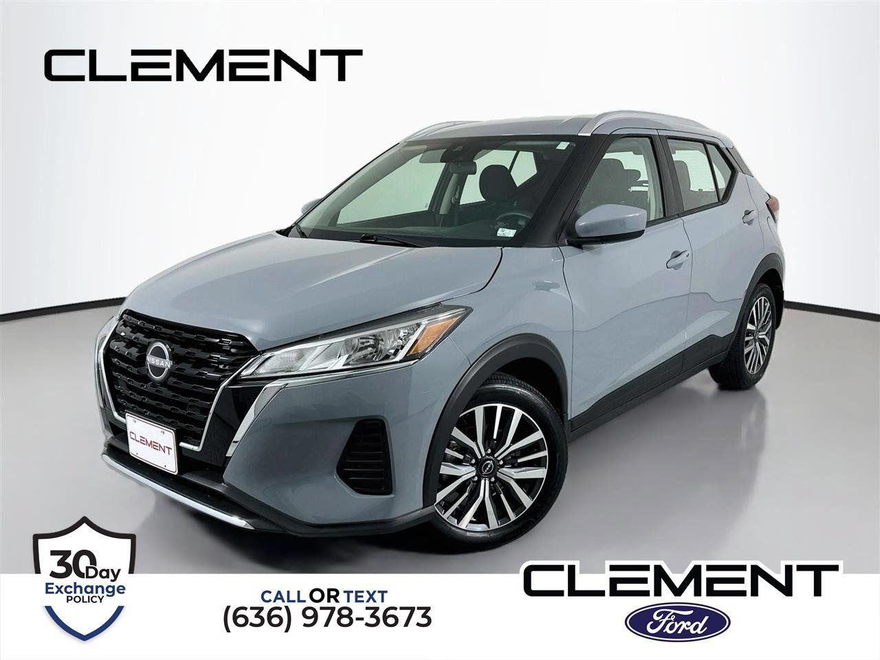 Used 2023 Nissan Kicks SV FWD image 1