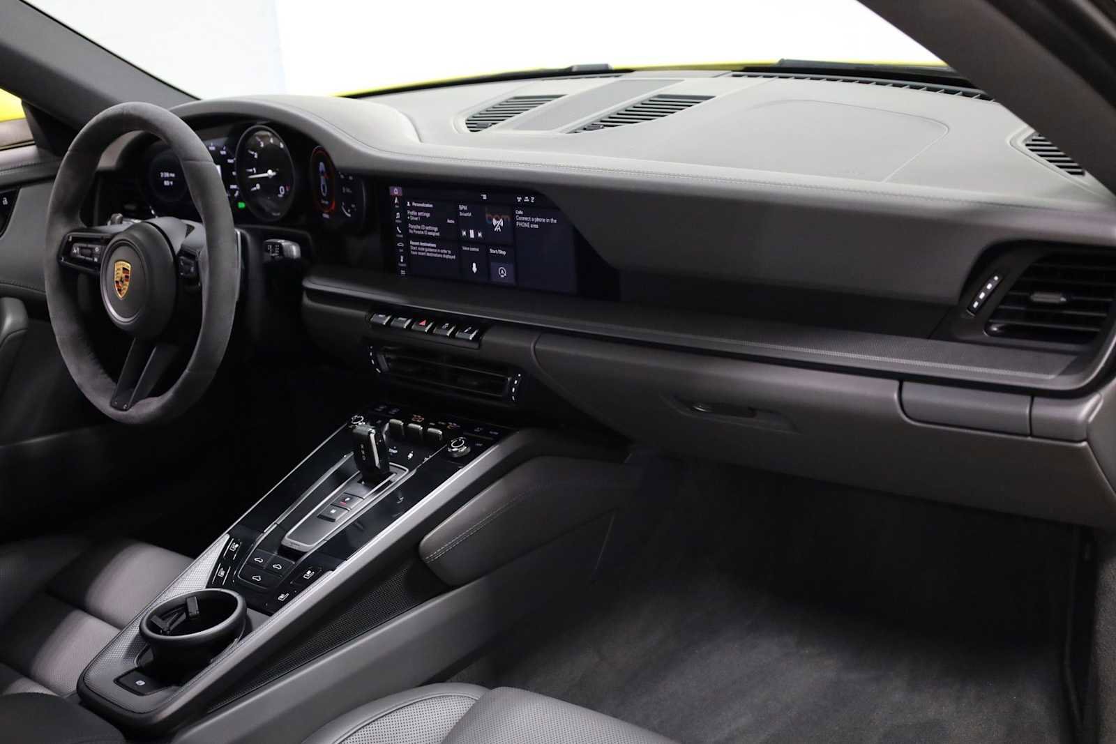 Certified 2020 Porsche 911 Carrera S RWD image 6