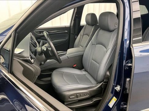 Certified 2023 Buick Enclave Premium w/ Experience Buick Package AWD/4WD image 8