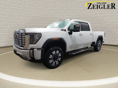 Used 2025 GMC Sierra 2500 Denali w/ Denali Reserve Package image 1