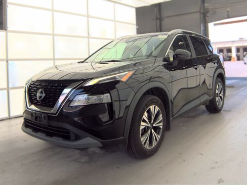 Used 2023 Nissan Rogue SV w/ SV Premium B Package AWD/4WD image 4