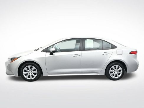 Used 2024 Toyota Corolla LE FWD image 4