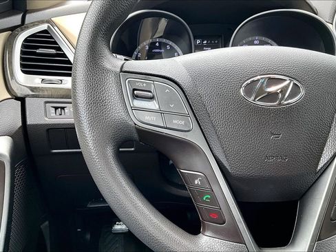 Used 2017 Hyundai Santa Fe Sport FWD image 19
