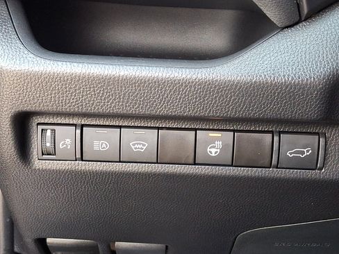 Used 2024 Toyota RAV4 XLE w/ Convenience Package AWD/4WD image 28