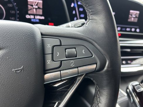 Used 2024 Cadillac Escalade Sport w/ LPO, ONYX Package image 30