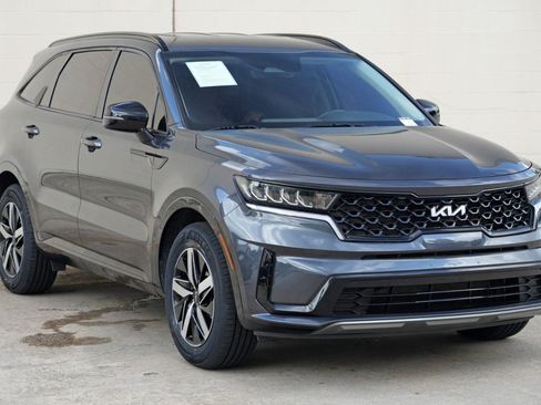 Used 2023 Kia Sorento S FWD image 52