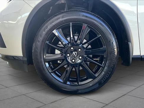 Certified 2024 Nissan Murano SV w/ SV Midnight Edition Package image 11