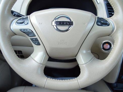 Used 2014 Nissan Pathfinder SL w/ SL Tech Package image 21