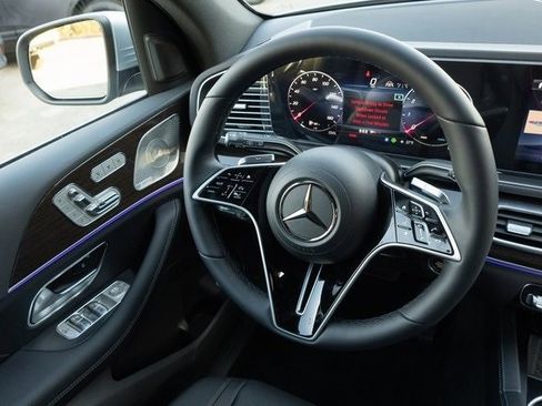 Certified 2025 Mercedes-Benz GLE 350 4MATIC image 24