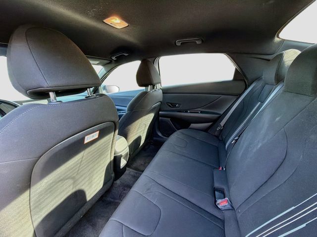 Certified 2025 Hyundai Elantra Sport FWD image 22