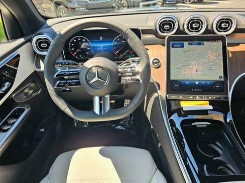 New 2026 Mercedes-Benz GLC 300 4MATIC image 30