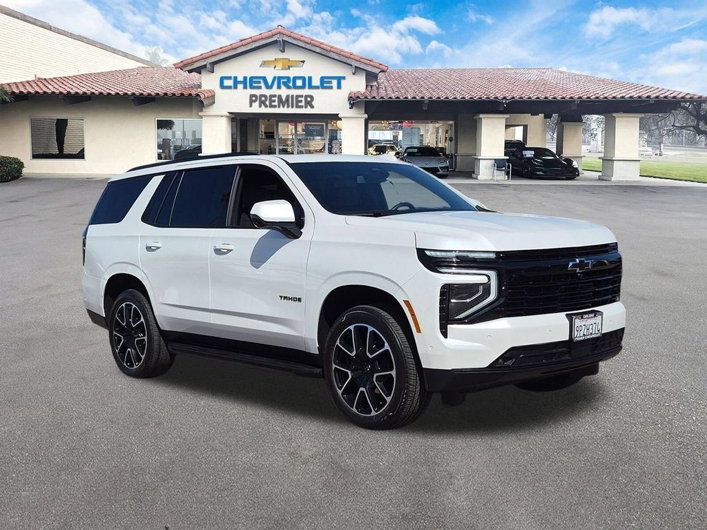 Used 2025 Chevrolet Tahoe RST w/ Comfort Package RWD image 2
