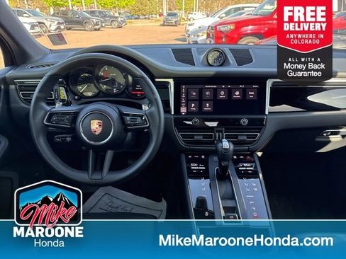 Used 2024 Porsche Macan AWD/4WD image 26