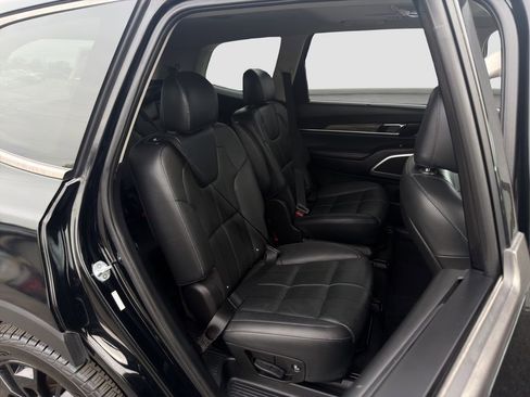 Used 2021 Kia Telluride EX w/ EX Premium Package image 19