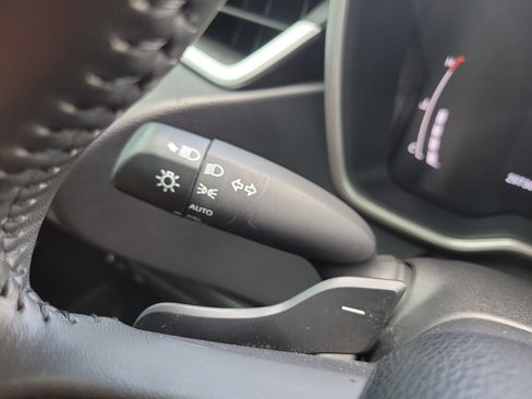Used 2023 Toyota Corolla XSE FWD image 30