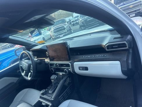 Used 2024 Toyota Tacoma Limited image 23