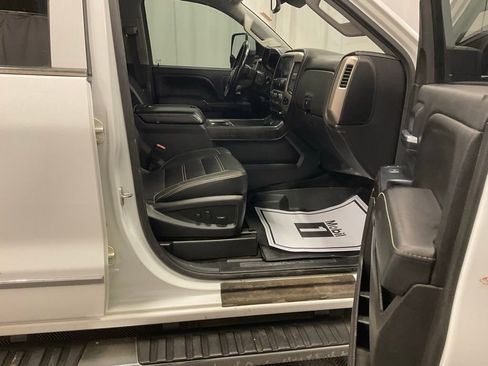 Used 2015 GMC Sierra 2500 Denali image 23