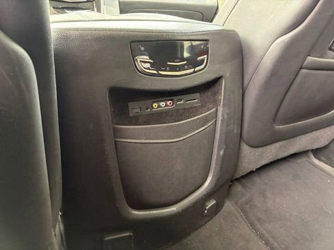 Used 2016 Cadillac Escalade Premium AWD/4WD image 18
