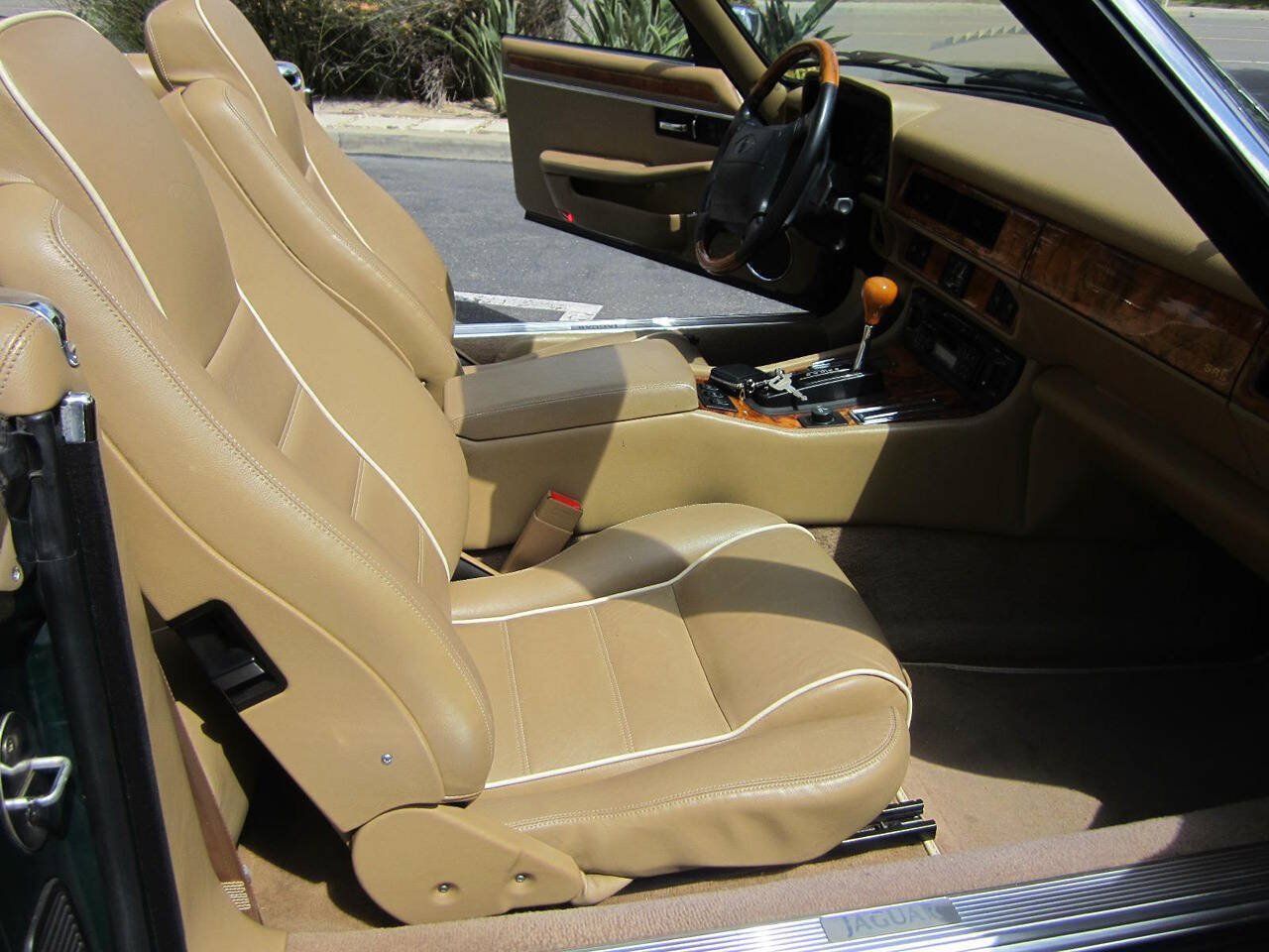 Used 1996 Jaguar XJS 4.0 Convertible RWD image 29