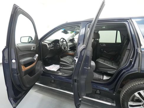 Used 2019 GMC Yukon Denali w/ Denali Ultimate Package AWD/4WD image 29