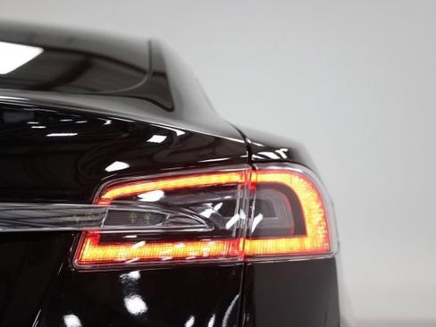 Used 2021 Tesla Model S Long Range Plus AWD/4WD image 15