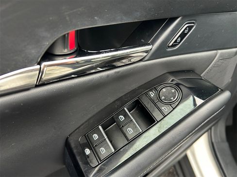 Used 2023 MAZDA CX-30 AWD 2.5 S w/ Preferred Package image 32